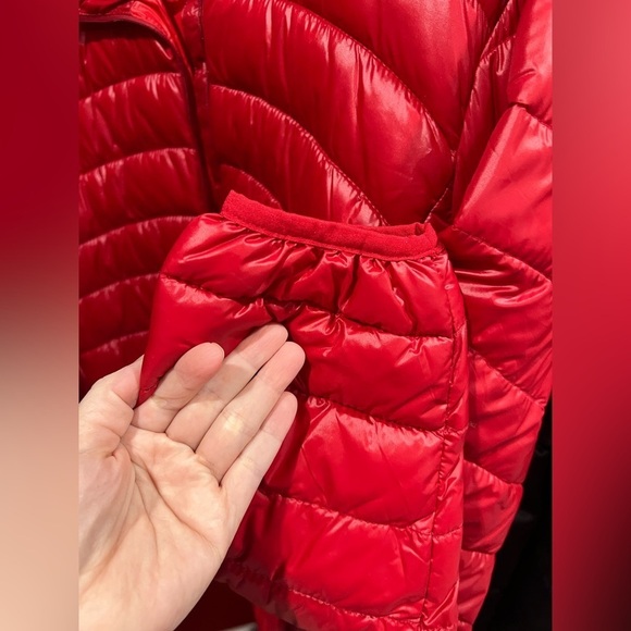 NEW NWT Old Navy‎ red shiny thin puffer jacket coat 2x XXL - Picture 5 of 9